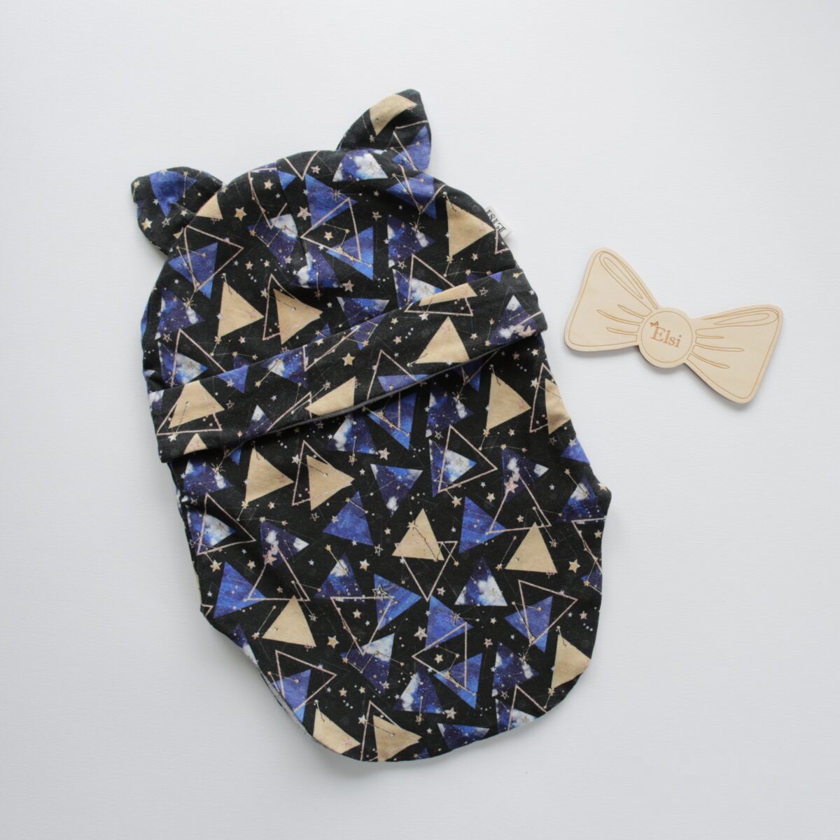 Kolmnurgad kõrvadega (fliisvooder)