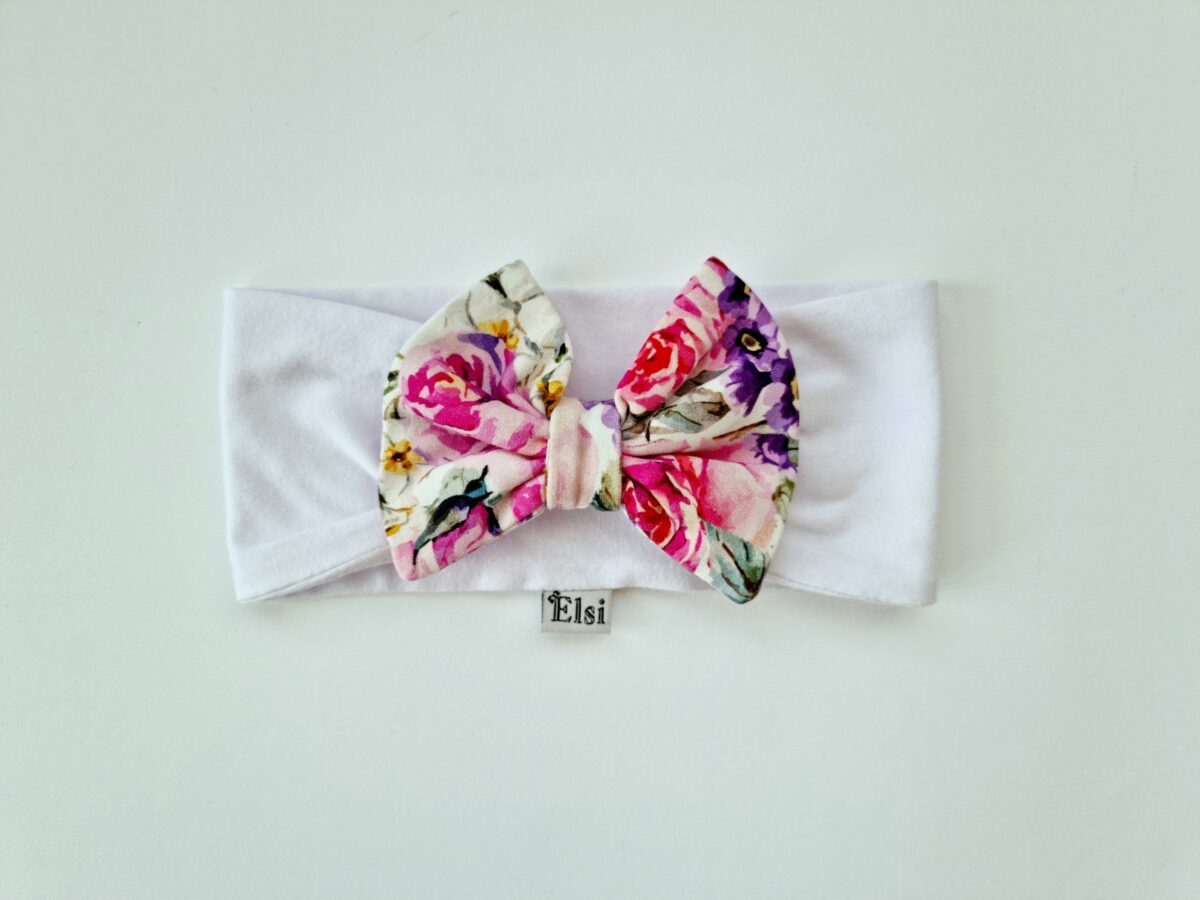 Valge peapael pojengid