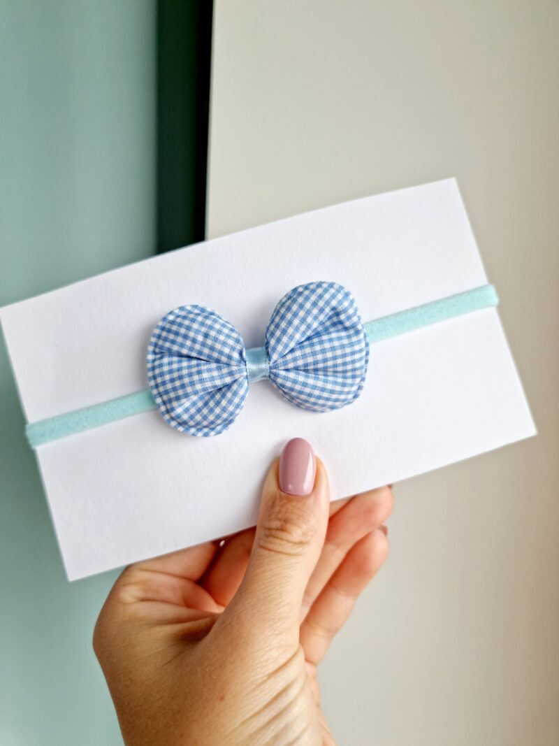 Helesinine lips2 Helesinine lips2