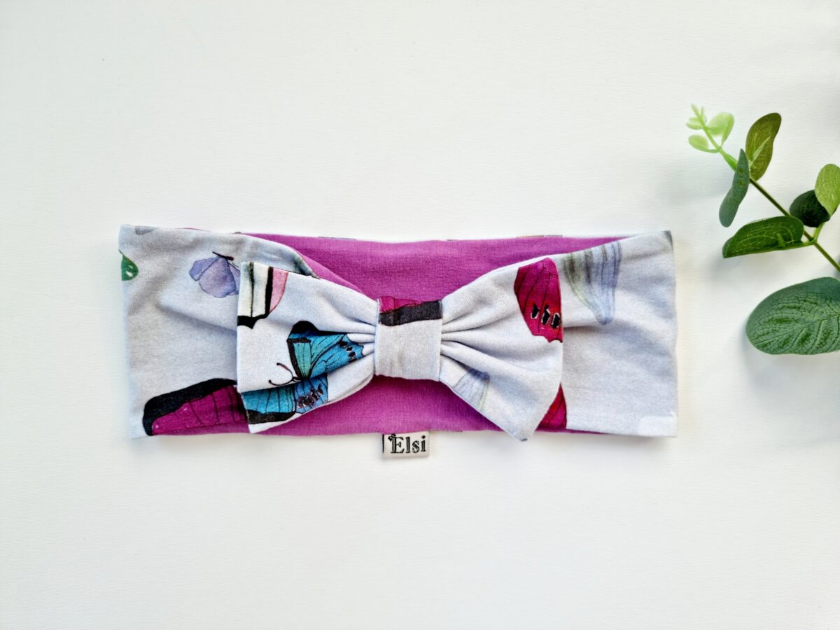 Liblikate ja lipsuga peapael