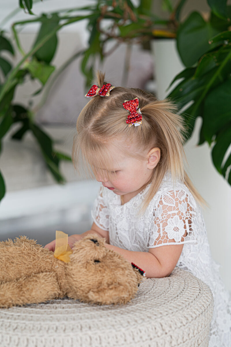 Photo150 Kroko-klamber punane kuldsega