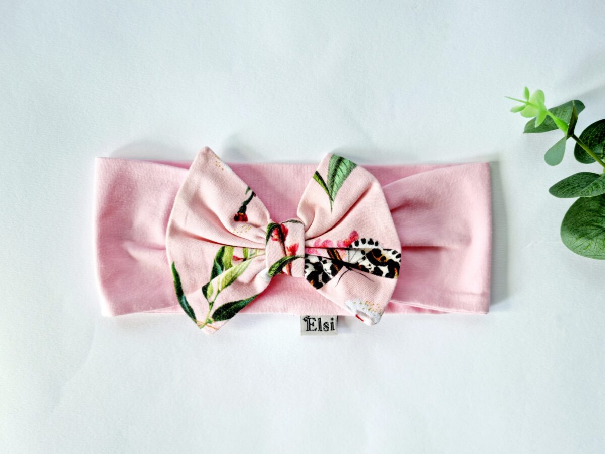 Roosa peapael lipsuga Roosa peapael lipsuga