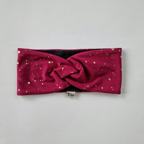 20211028_114636 (1) Meriinopeapael veinipunasel kuldsed täpid