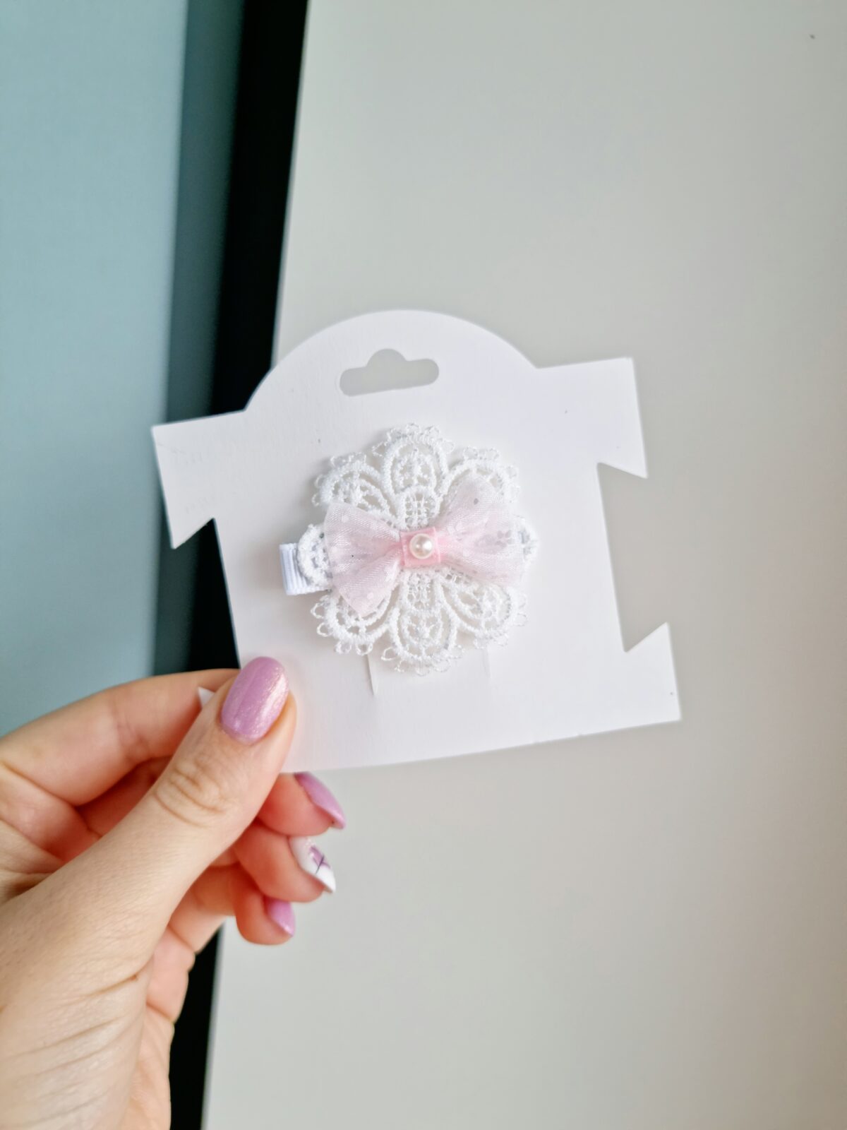 20211120_120618 Kroko-klamber heleroosa lipsuga