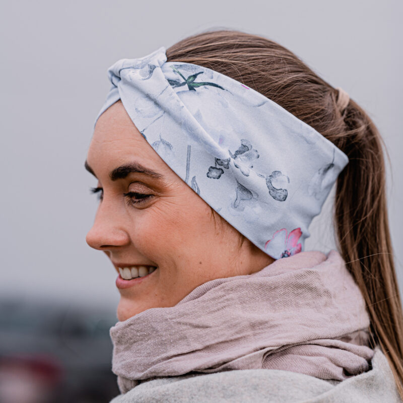 Meriinopeapael hallil lilled