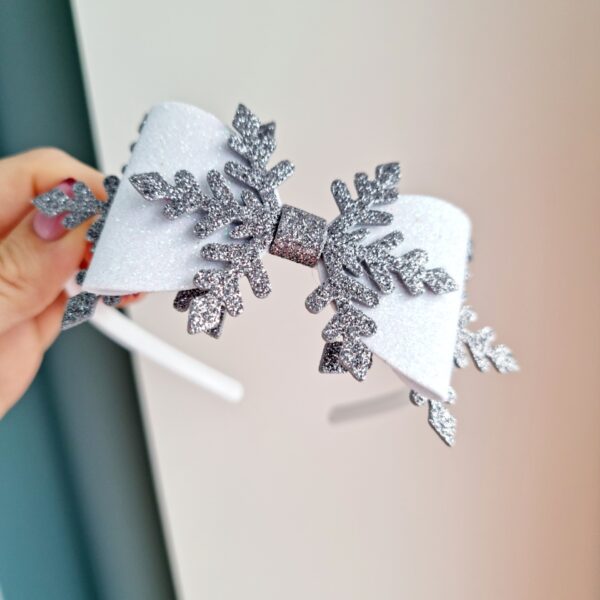 20211207_102659 Lumehelbeke hõbe