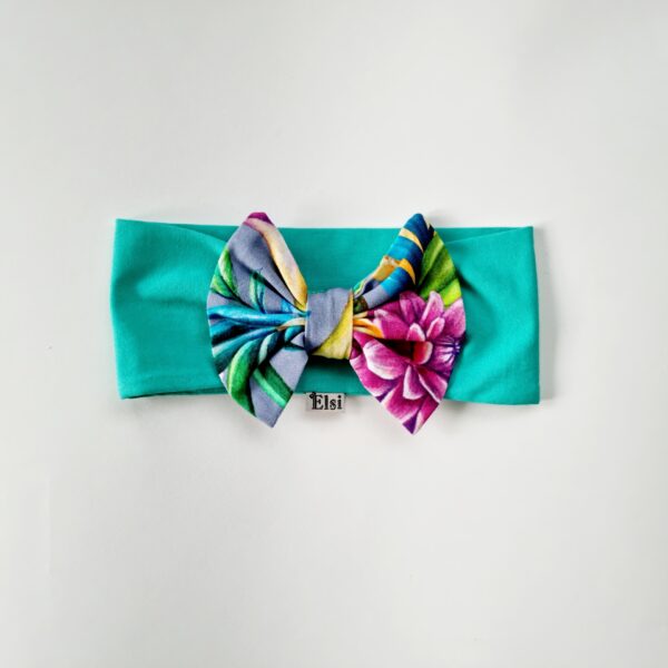 Münt peapael lillelise lipsuga