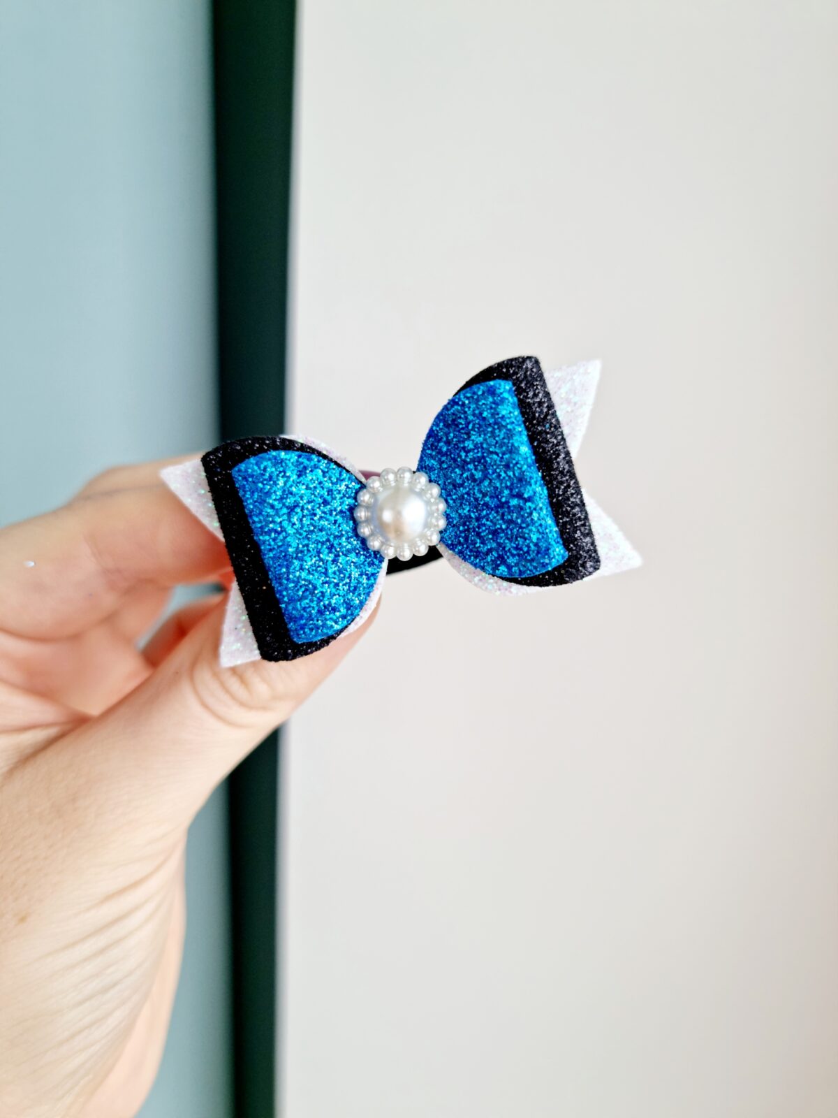 20220112_115226 Lips valge pärliga