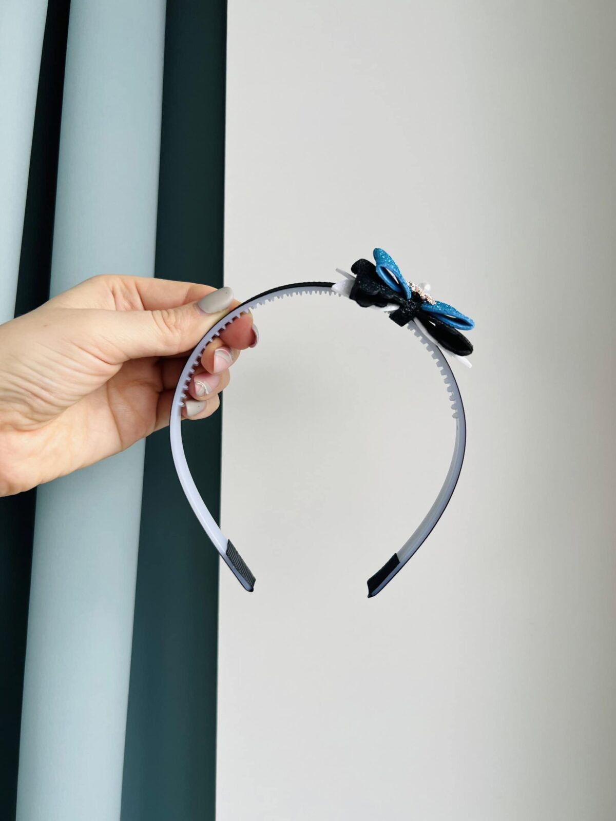 Lips pärlitega kuld