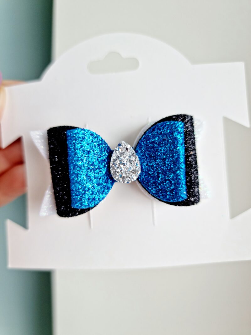 Lips hõbedase piisaga