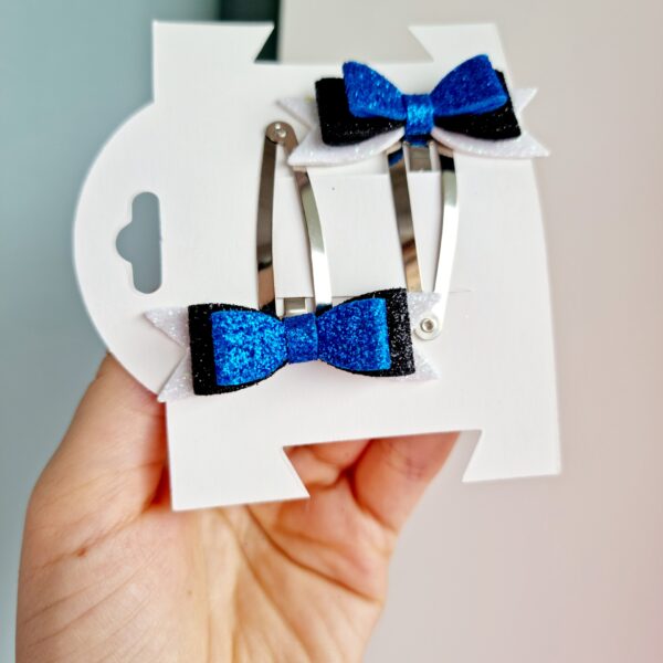 20220214_134459 Sini-must-valge klamber