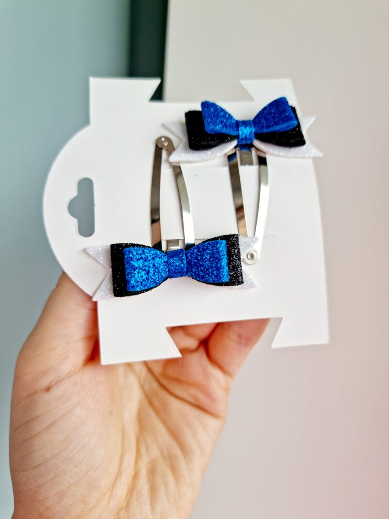 Sini-must-valge klamber