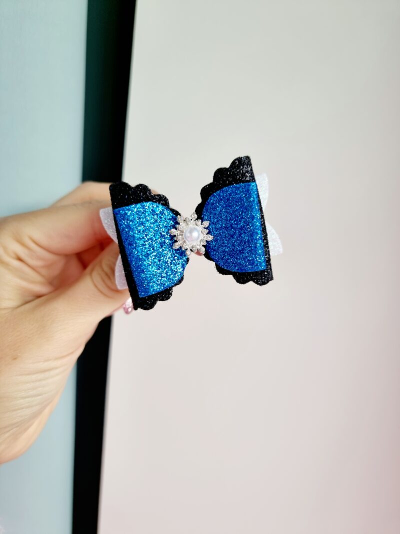 20220216_130129 Lips pärlitega hõbe