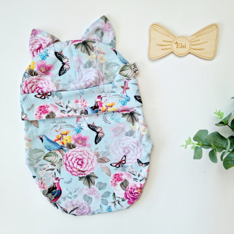 Helesinisel linnud (kõrvadega)