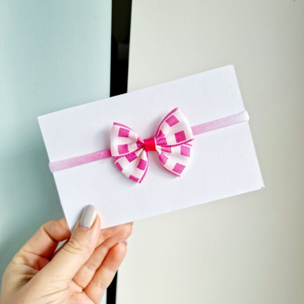 20220319_140843 Roosa-ruuduline lips