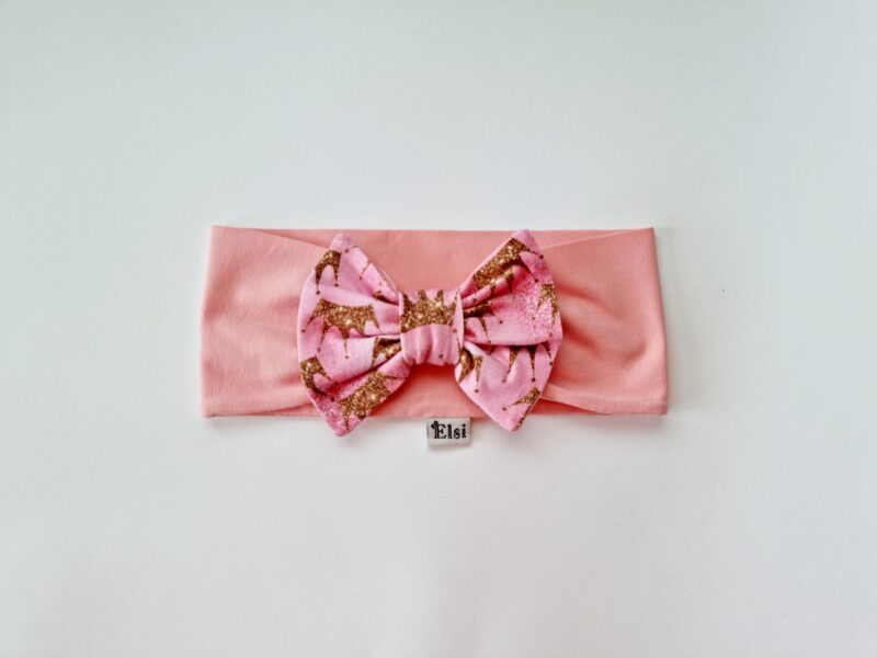 20220327_144643 Roosa peapael kroonilipsuga