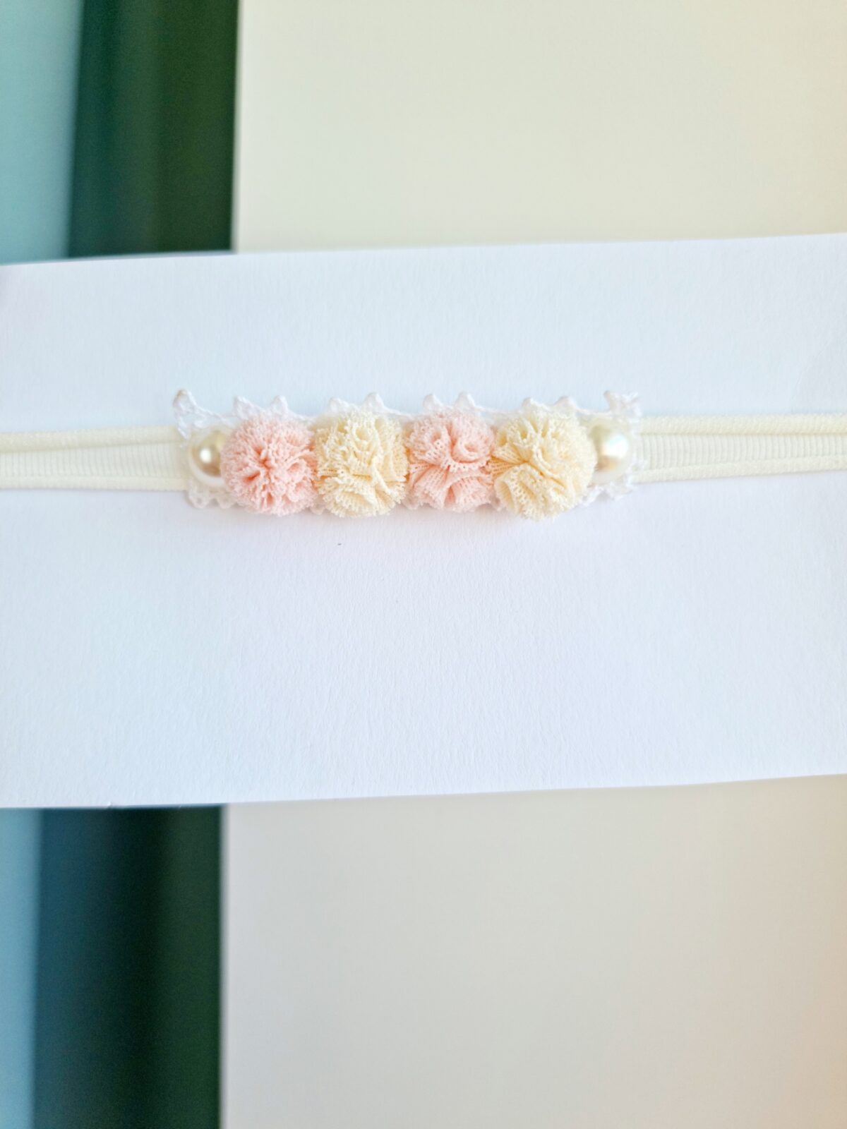 20220409_102735 Tutikesed pärlidega