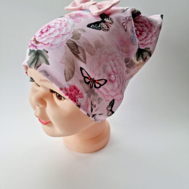 Linnud ja lilled roosal