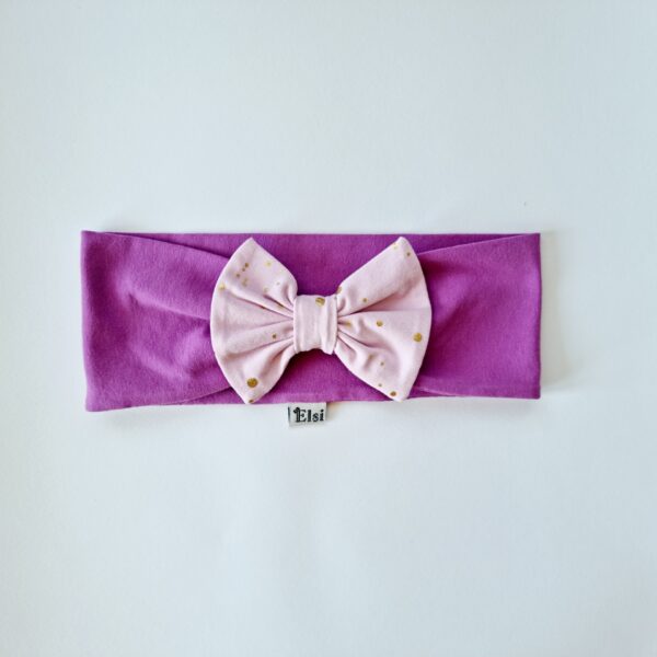 20220422_134019 Lilla peapael roosal kuldsed täpid