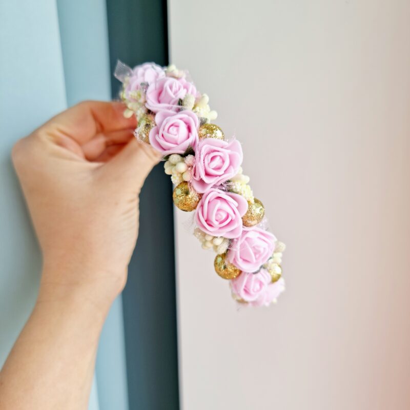 20220428_100850 Roosa-kuldne lilledega peavõru