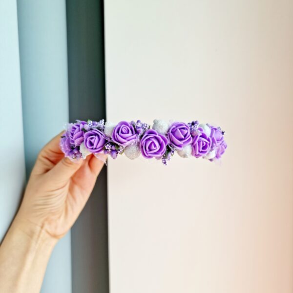 Lilla lilledega peavõru