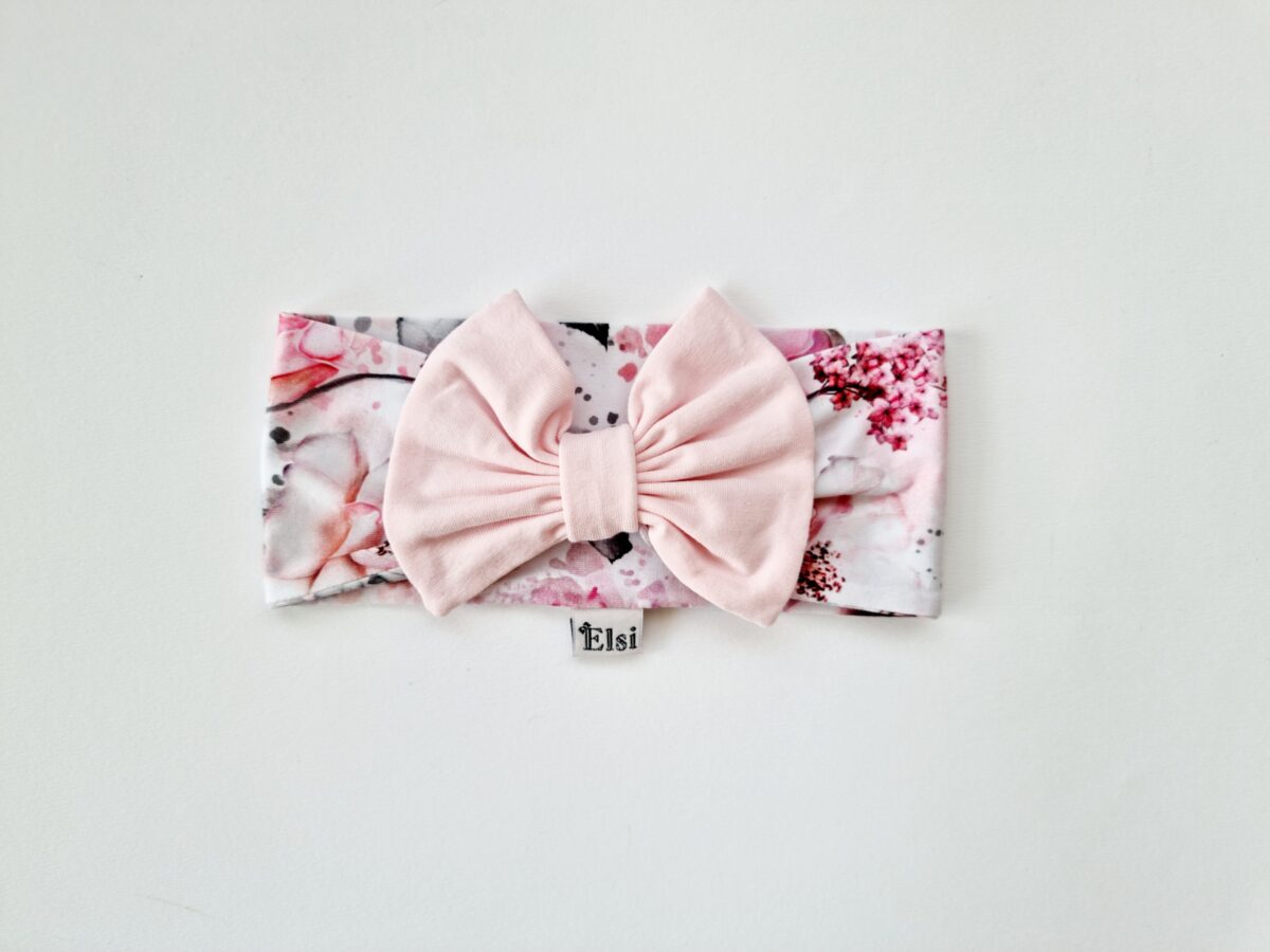 20211031_134039 Roosidega peapael roosa lipsuga