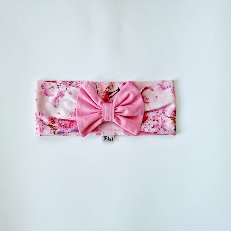 Roosa õitega peapael roosa lipsuga