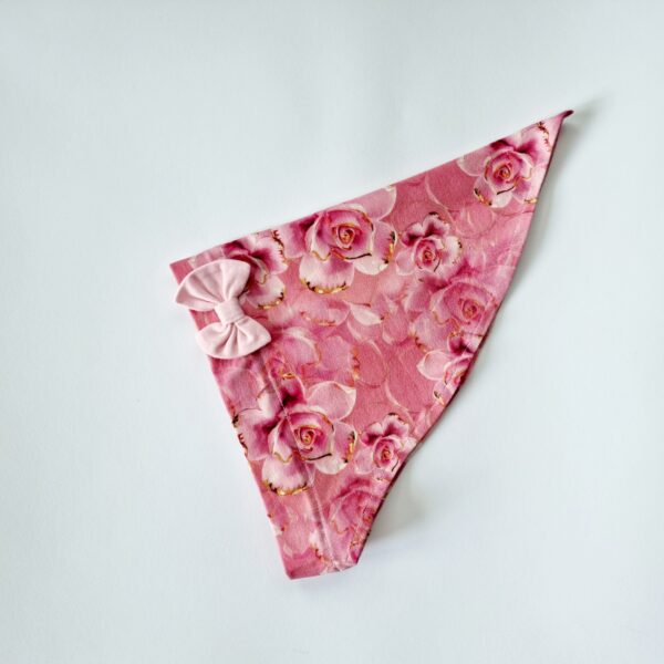 Pearätt roosad roosid lipsuga