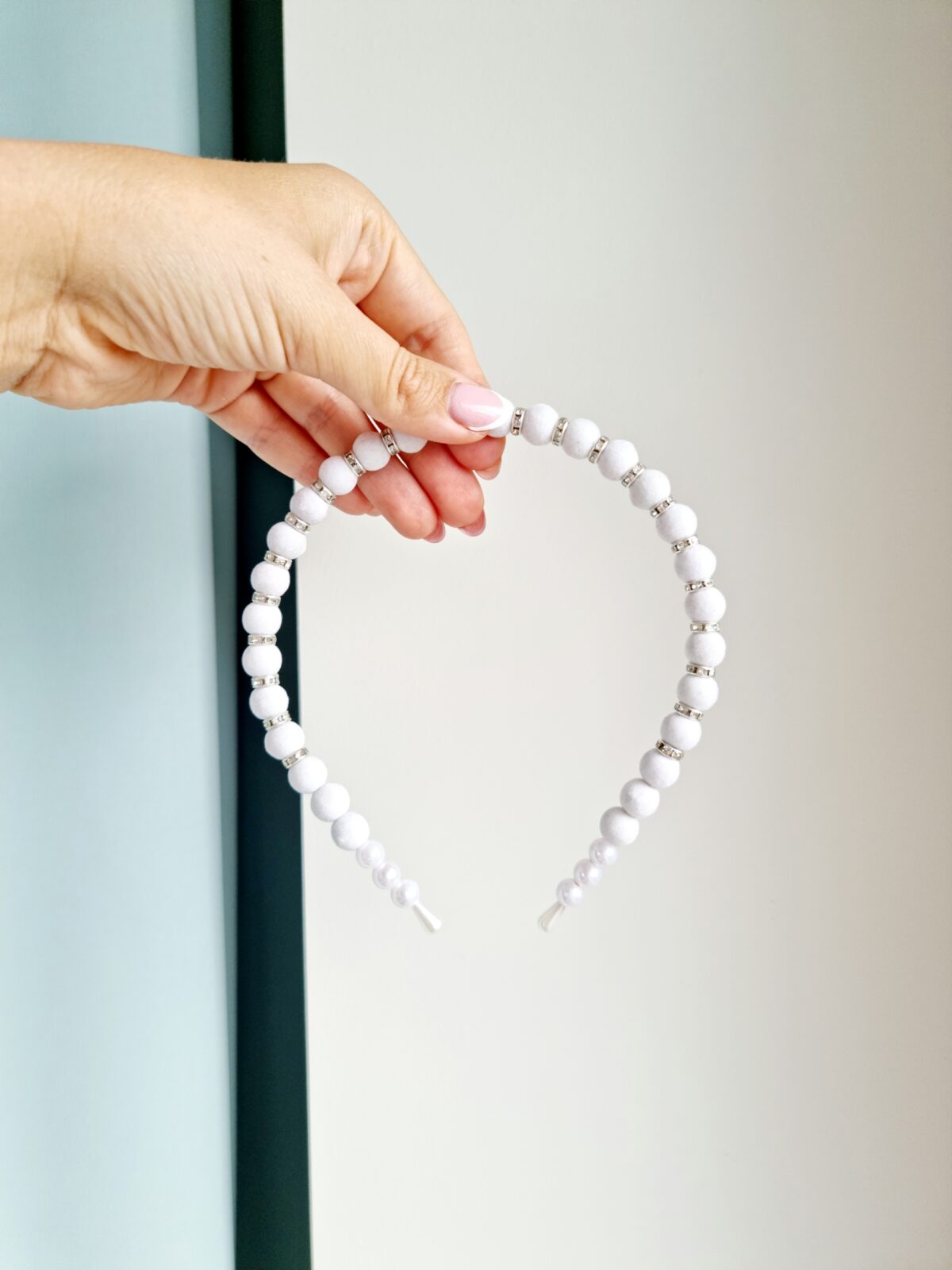 Pärlitega peavõru valge