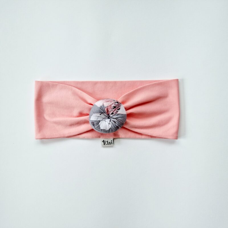 Lõheroosa peapael mummuga