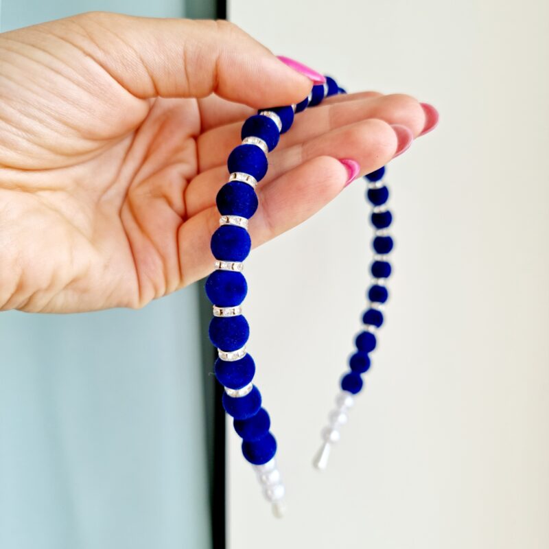 Pärlitega peavõru tumesinine