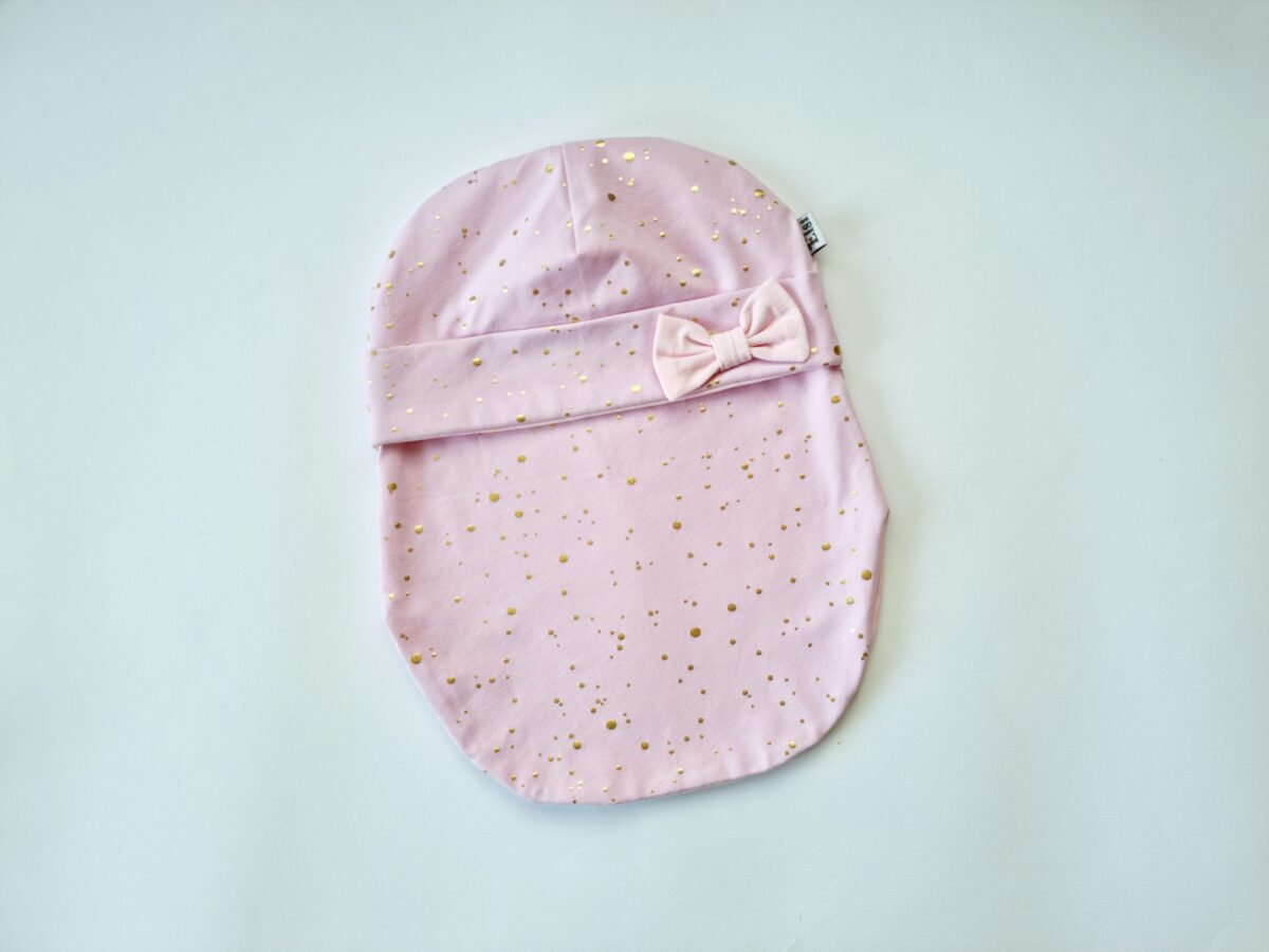 20220901_094440 Roosa kuldsete täppidega (lipsuga)