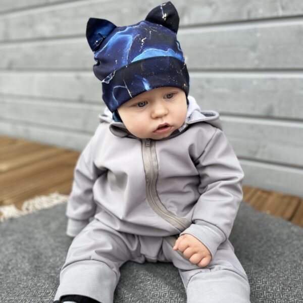 Tumesinine marmor (kõrvadega)