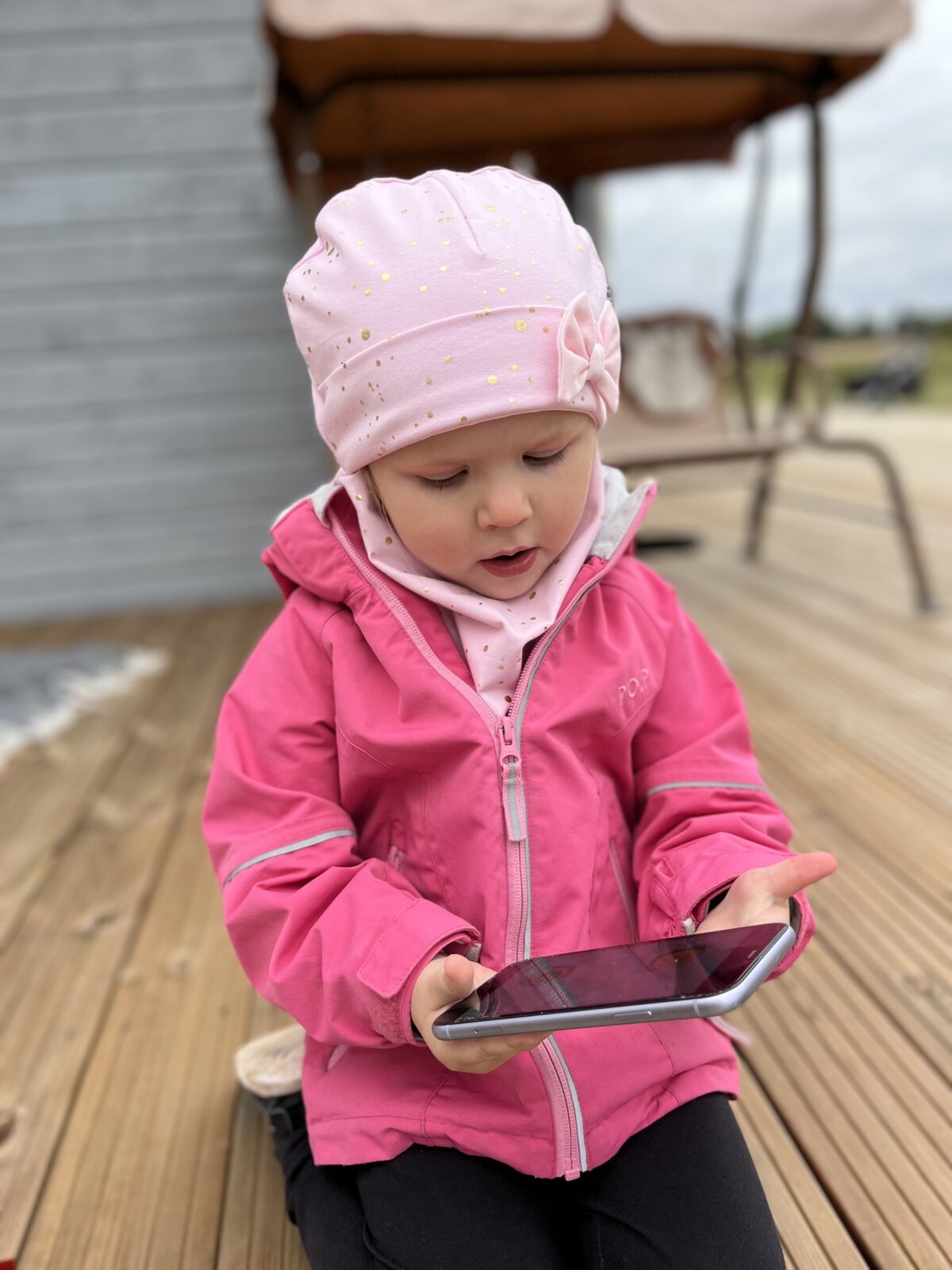 image00174 Roosa kuldsete täppidega (lipsuga)