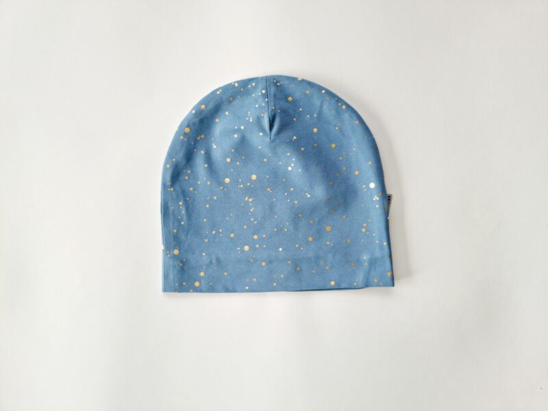 Sinisel kuldsed täpid