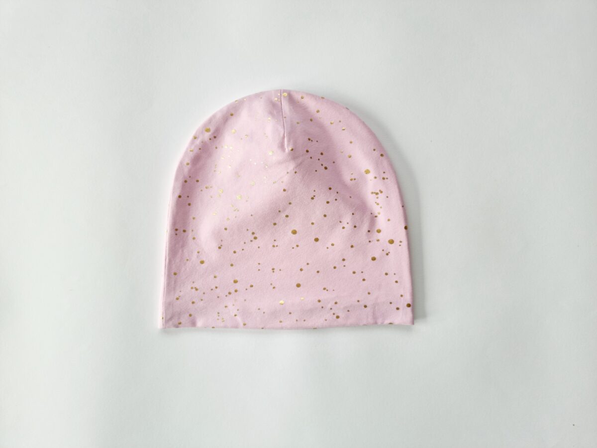 20220907_094734 Roosal kuldsed täpid