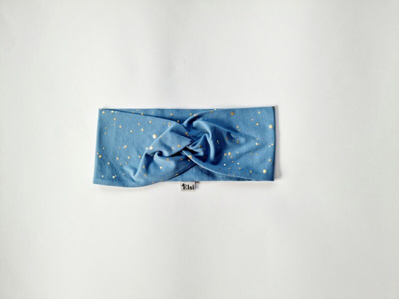 Sinisel kuldsed täpid