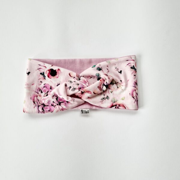 20220929_105331 Meriinopeapael roosad lilled