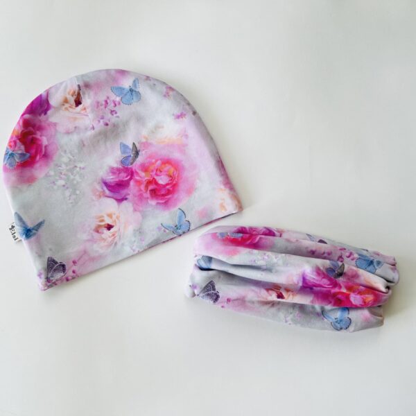 IMG_7610 Liblikad ja roosid