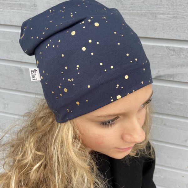 image00100 Tumesinisel kuldsed täpid