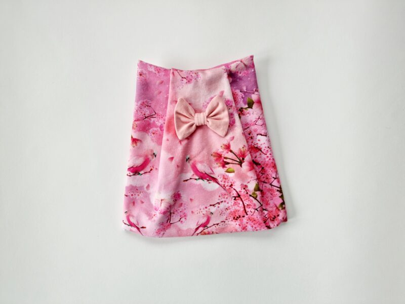 20221006_125512 Kiisumüts papagoide ja lipsuga