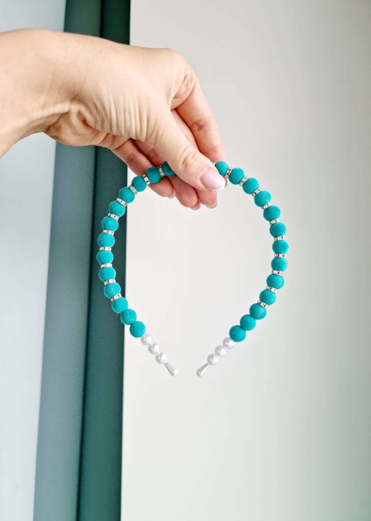 Pärlitega peavõru münt