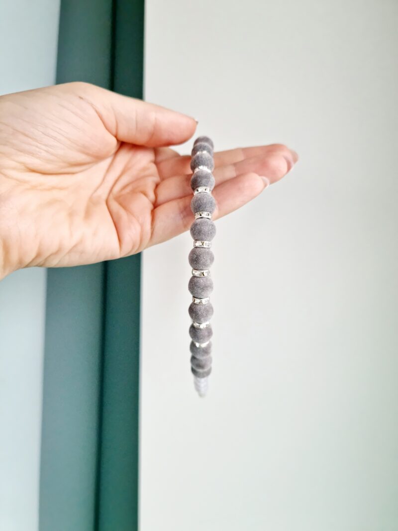 20221116_103158 Pärlitega peavõru hall