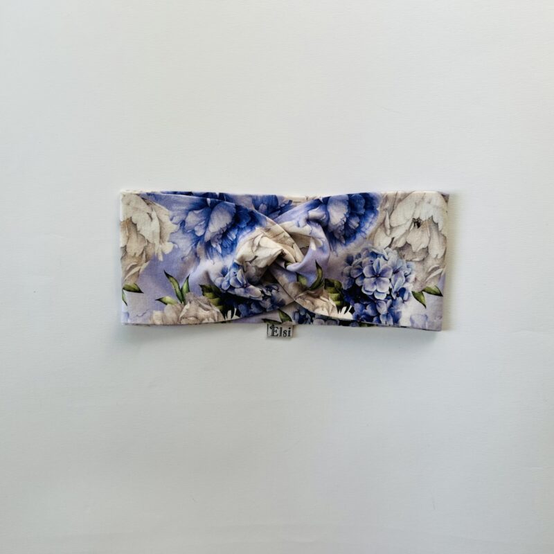 Helelillad pojengid ja sirelid