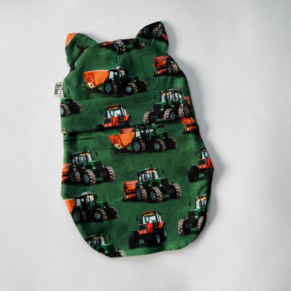 IMG_5934 Traktorid (kõrvadega)