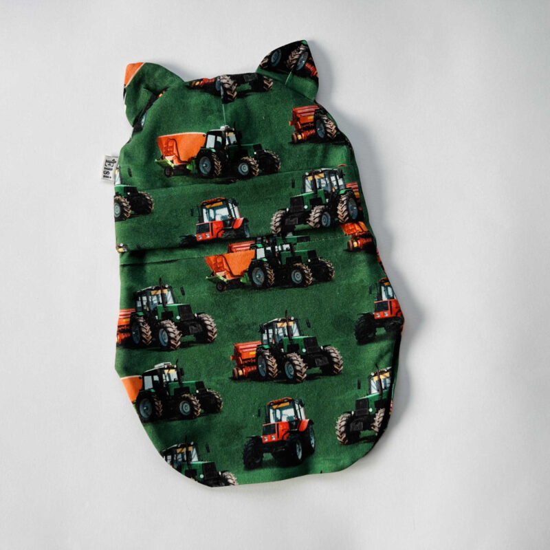 IMG_5934 Traktorid (kõrvadega)