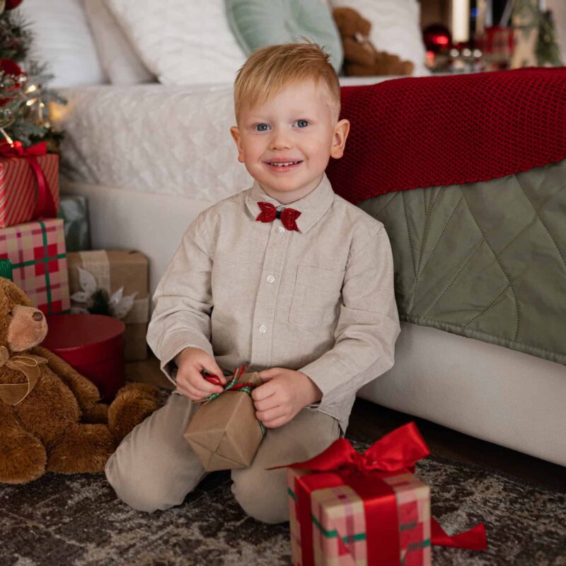 Kikilips poistele punane