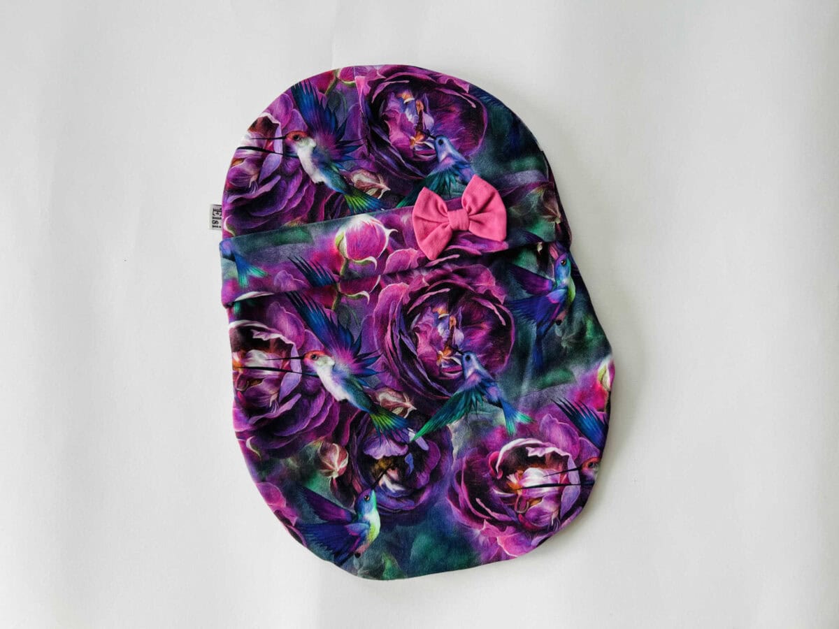 Lillad pojengid lipsuga (fliisvooder)