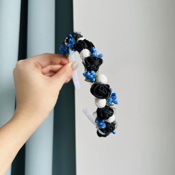 IMG_6659 Sini-must-valge lilledega peavõru