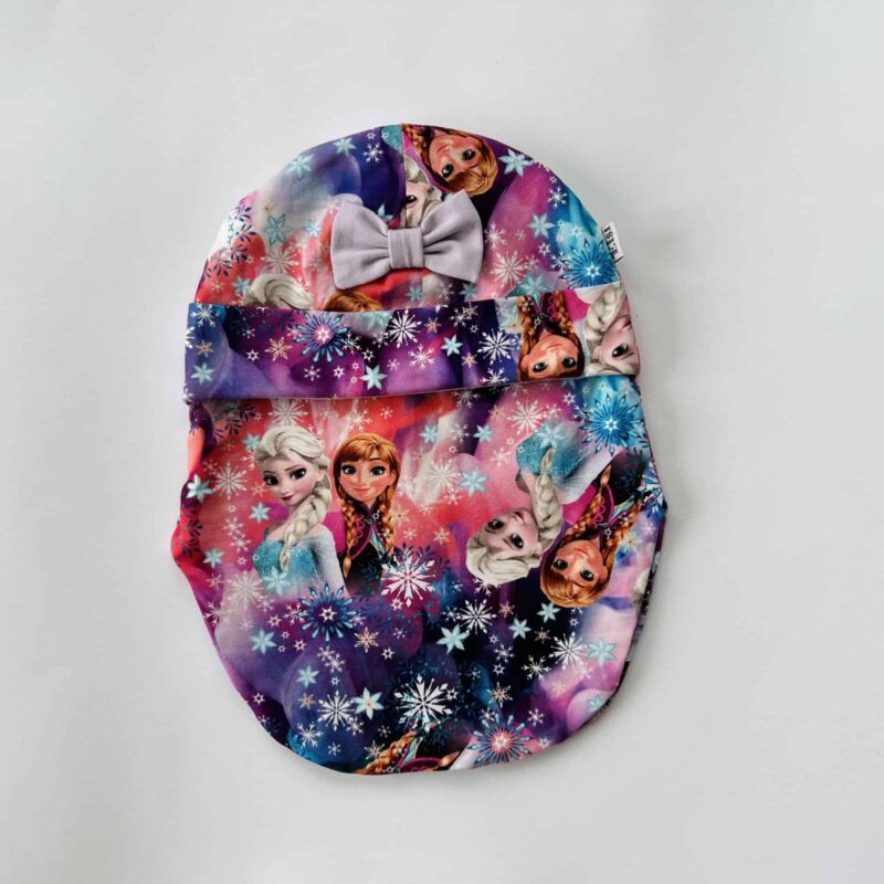 Elsa ja Anna (lipsuga)